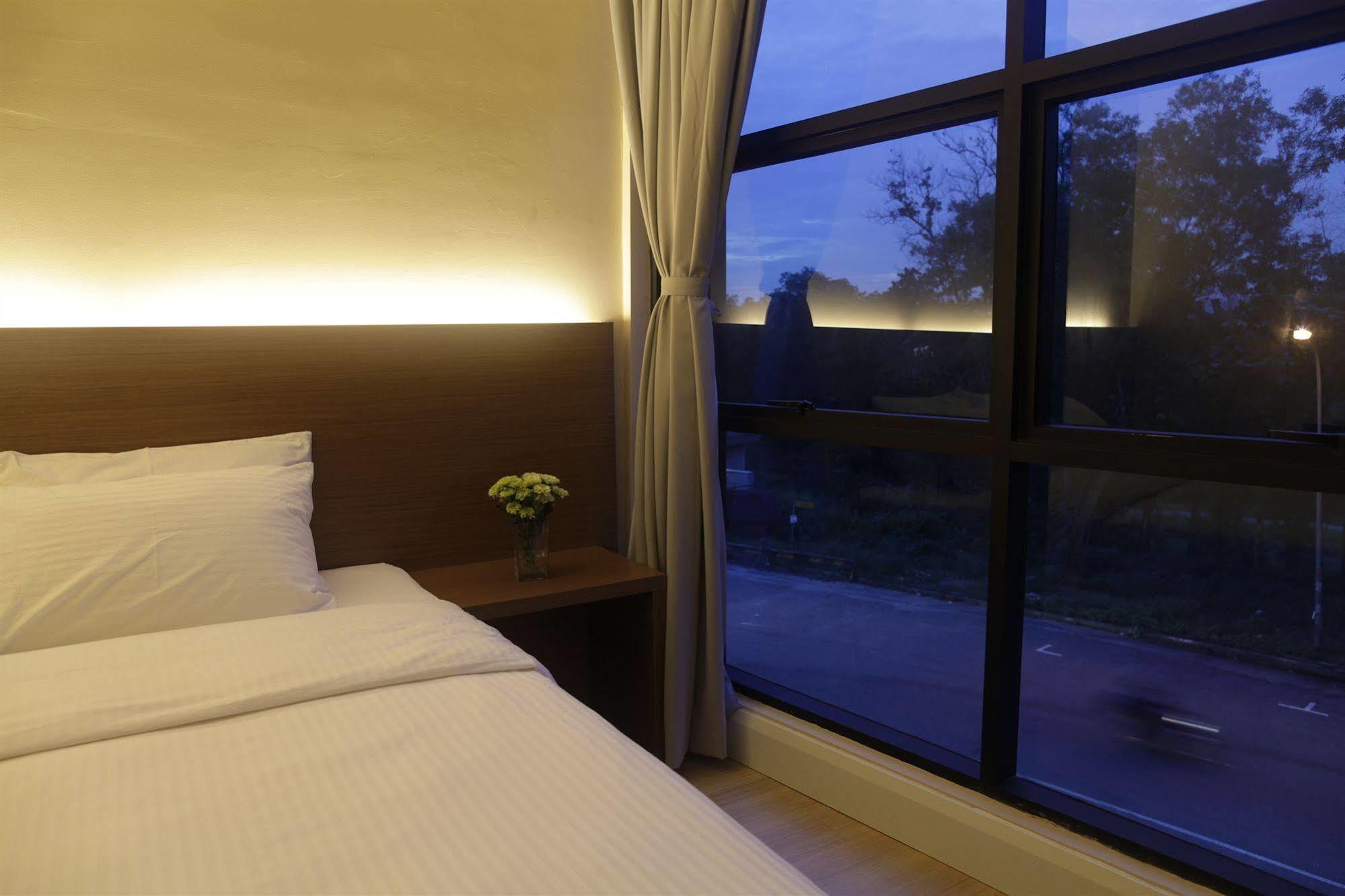 I Am Jazz Hotel Johor Bahru Exteriör bild